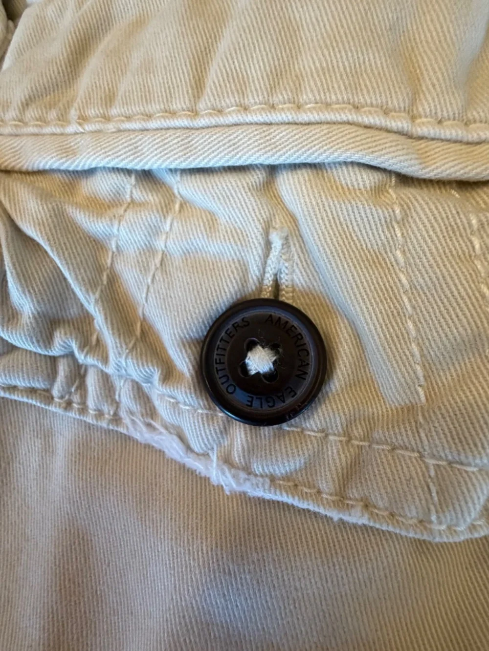 Vintage Men's American Eagle Cargo Shorts Ivory Classic Length, Size 32